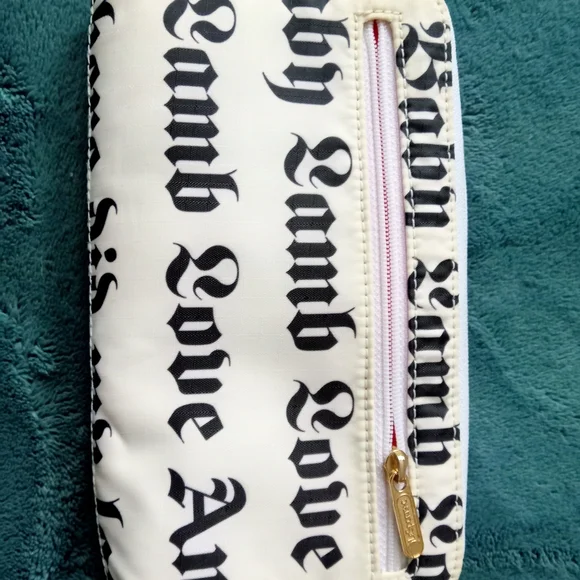 L.A.M.B. White and Black Wallet - Picture 6 of 8